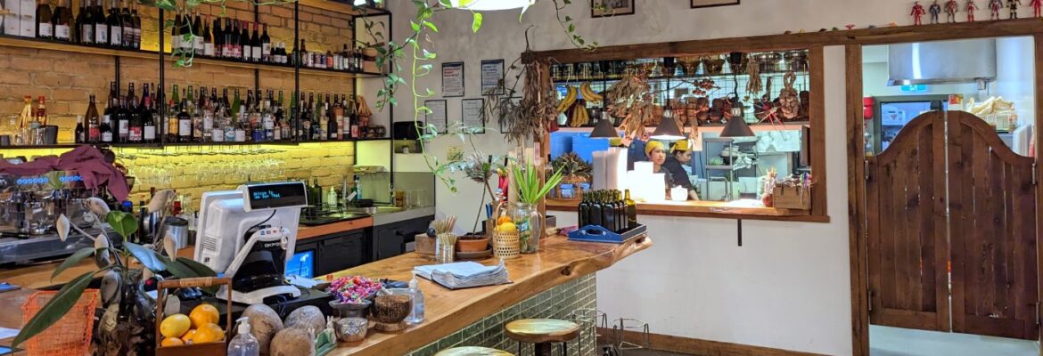 Imm Oon Thai Restaurant & Bar