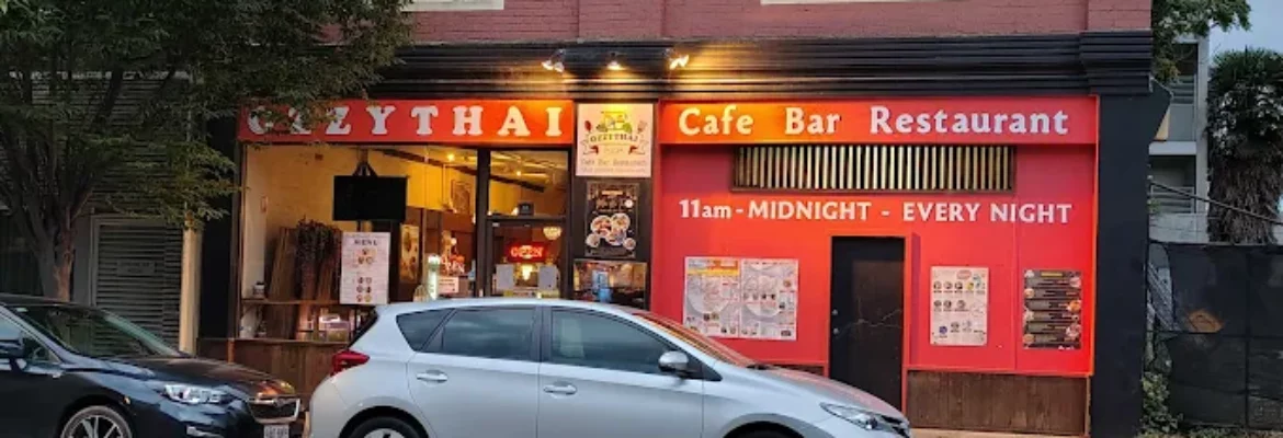 OZZYTHAI Cafe Bar Restaurant