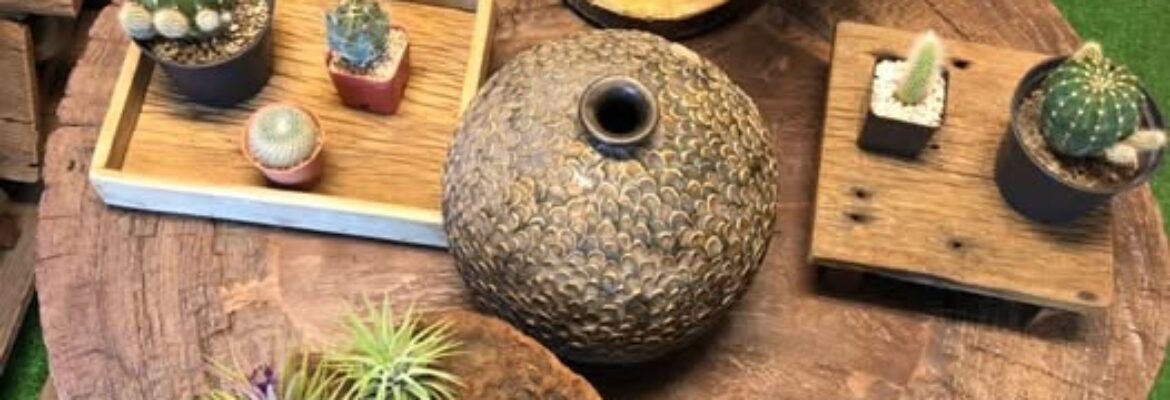 The Oldwood Shop ร้านไม้เก่า